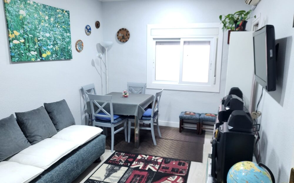 Pis en venda a Sant Crist